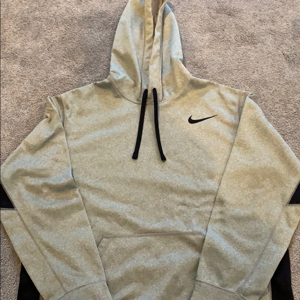Men’s Nike hoodie